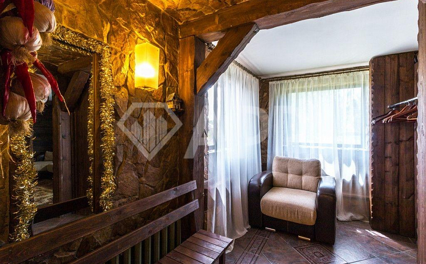 База отдыха, дом 450 м² + земля 2 га фото