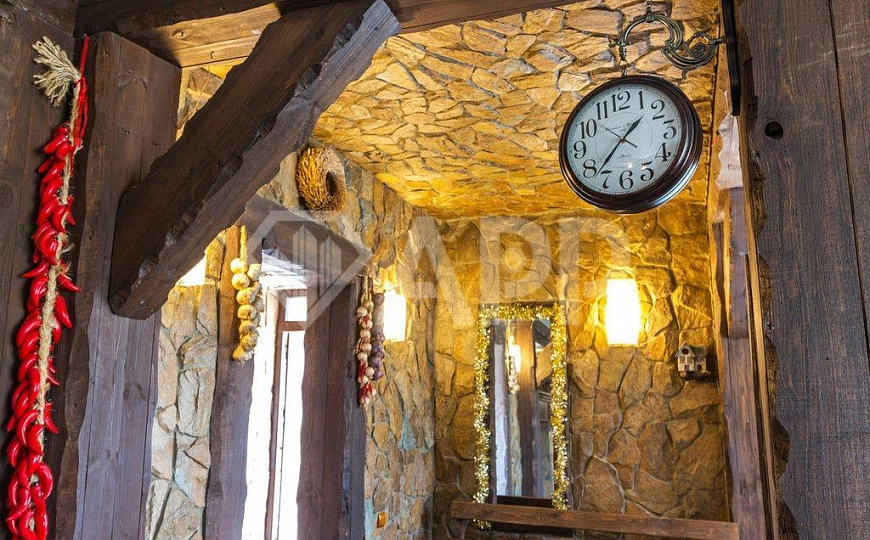 База отдыха, дом 450 м² + земля 2 га фото