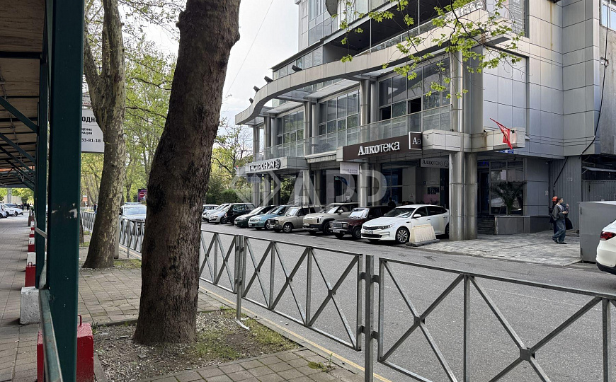 Продам бизнес-центр/офисный центр, 413 м² фото
