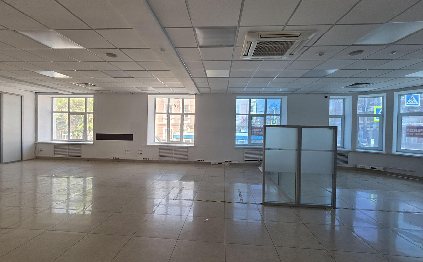 Сдам отдельно стоящее здание, 690 м² фото