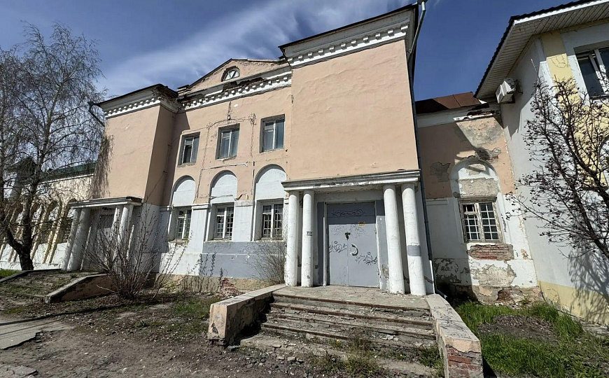  Здание в центре города, 1 020 м² фото