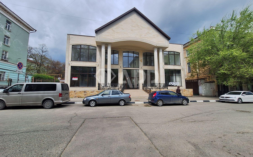 Продам отдельно стоящее здание, 445 м² фото