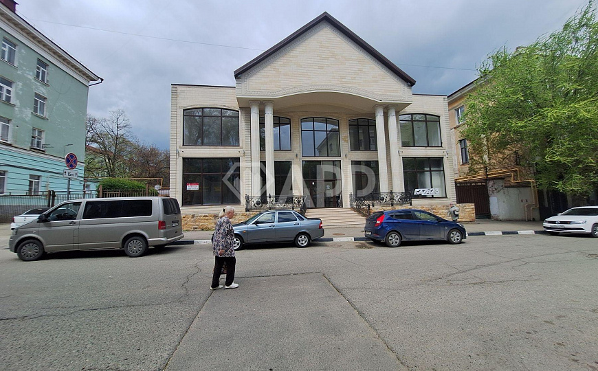 Продам отдельно стоящее здание, 445 м² фото