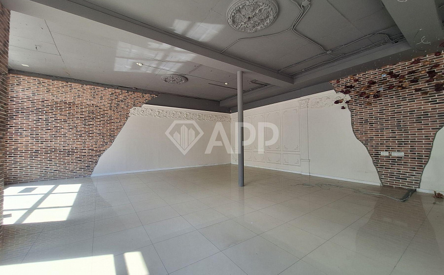 Продам отдельно стоящее здание, 445 м² фото