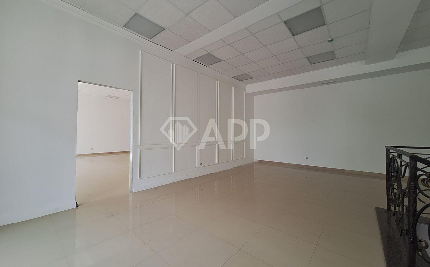 Продам отдельно стоящее здание, 445 м² фото