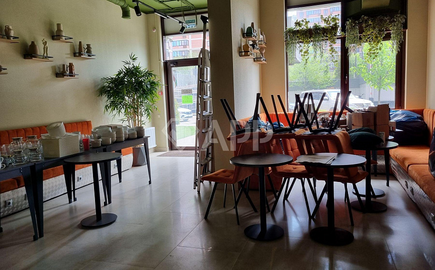 Сдаю пекарня общепит кафе мебель и техника, 94 м² фото