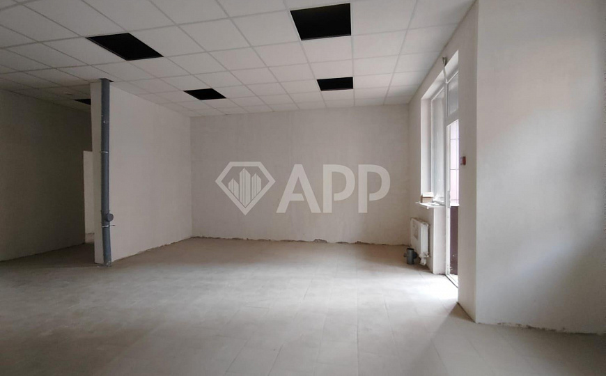 Сдаю 1 этаж магазин бьюти кафе офис 140 м² фото