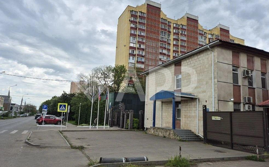 Сдам отдельно стоящее здание, 1 050 м² фото