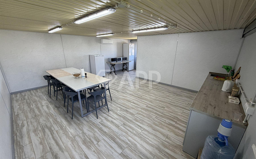 Продаю производственное помещение, 940 м² на 30 сот. фото