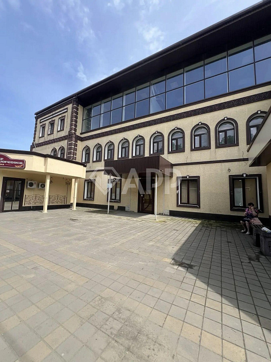 Сдам помещение свободного назначения, 416 м² фото