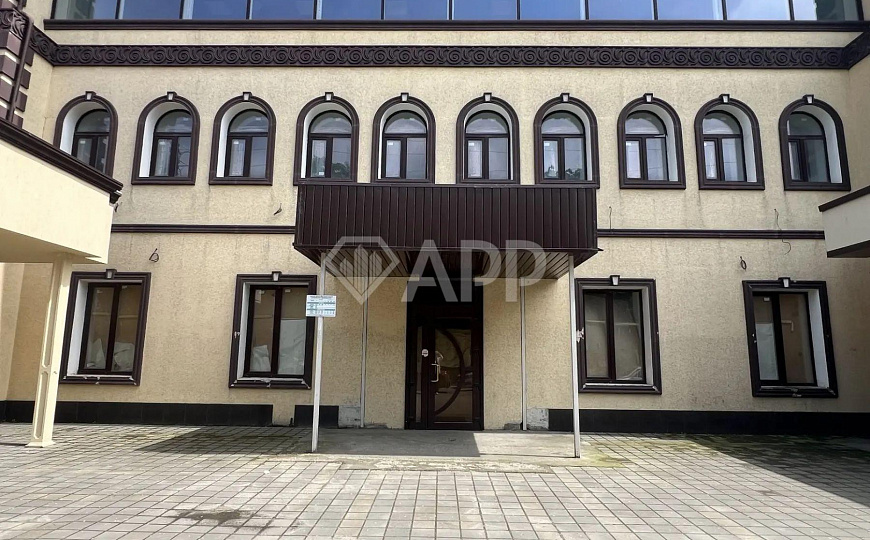 Сдам помещение свободного назначения, 406 м² фото