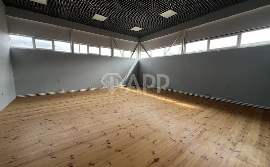 Сдам помещение свободного назначения, 445 м² фото