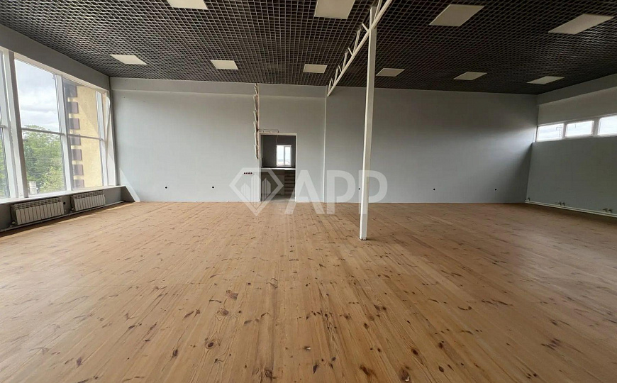 Сдам помещение свободного назначения, 445 м² фото