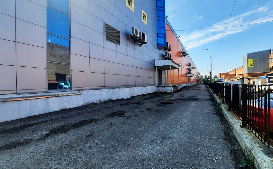 Аренда помещений в торговом центре, 100 м² фото