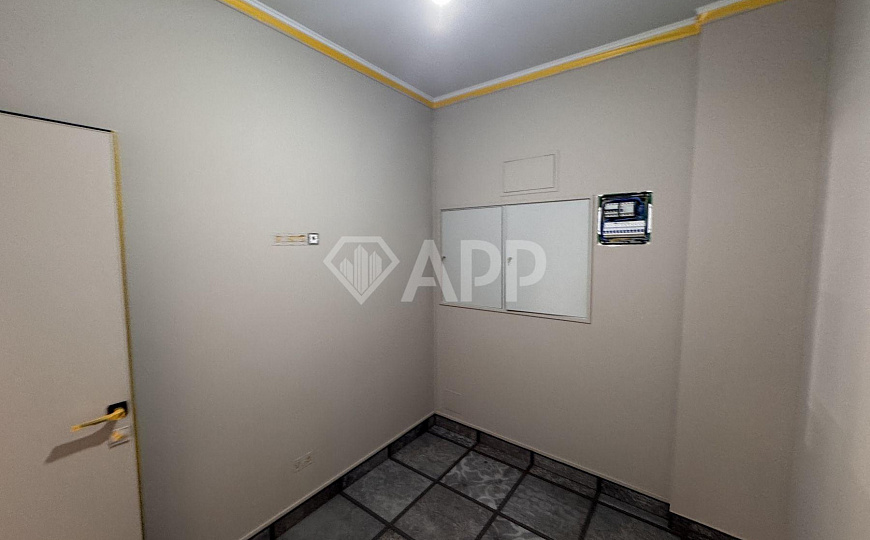 Сдаю  75 м² офис услуги детский центр  фото