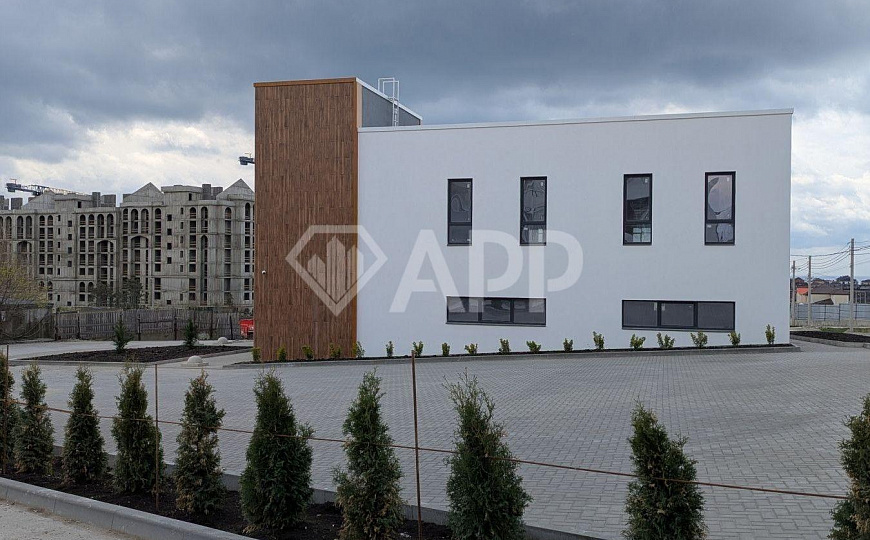 Продаю отдельно стоящее здание, 1484 м² фото