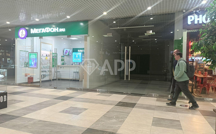 Сдам помещение в торговом центре, 100 м² фото