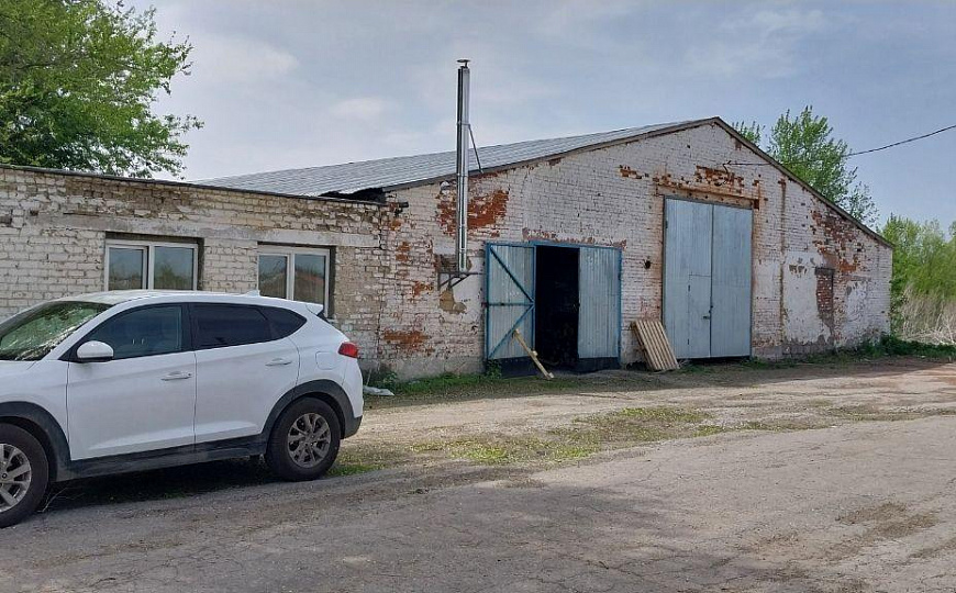 База (производство, склад). 3250 кв.м, участок 4 Га  фото