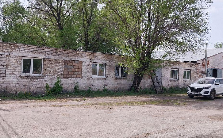 База (производство, склад). 3250 кв.м, участок 4 Га  фото