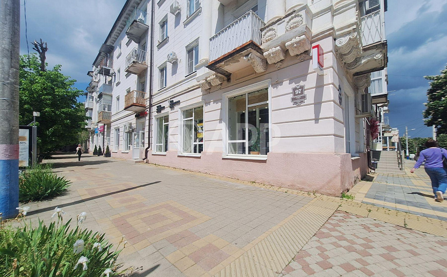 Сдам помещение свободного назначения общей площадью  140 м² фото