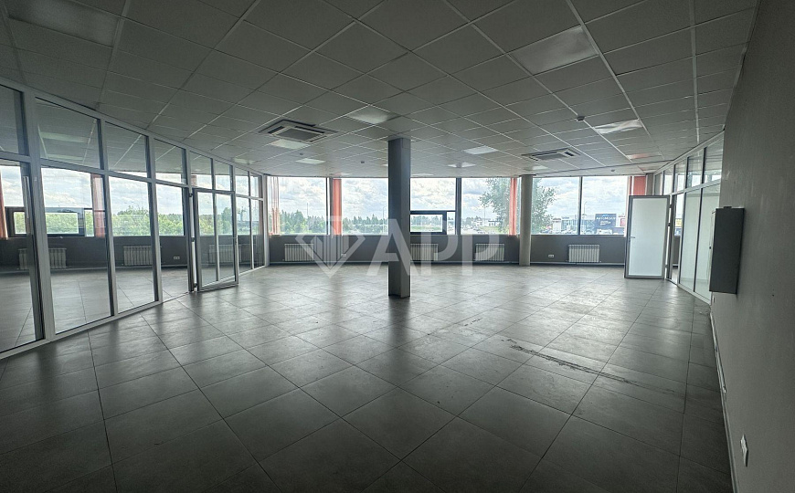 Аренда помещения свободного назначения , 215,7 м² фото