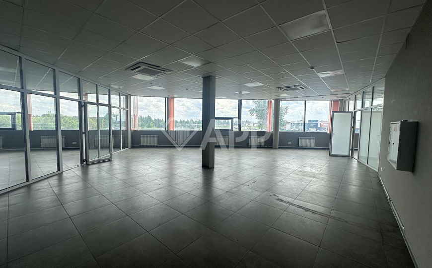 Аренда помещения свободного назначения , 215,7 м² фото