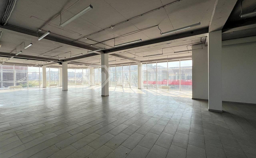 Сдаю с ремонтом 498 м² магазин детский центр офис фото