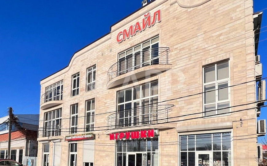 Сдаю 390 м² с ремонтом магазин офис медицина фото