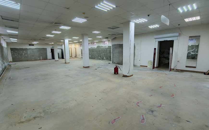 Сдаю здание 1 линия с ремонтом на трафике, 1 192 м² фото