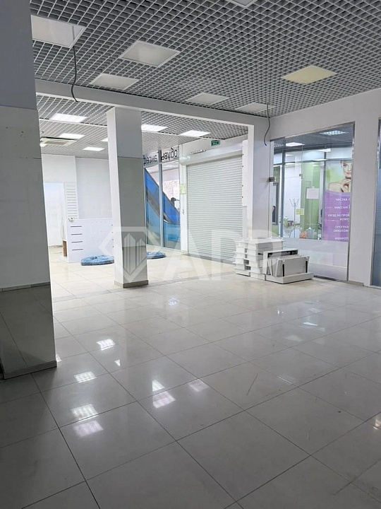 Сдам  319 м²  в ТЦ фото