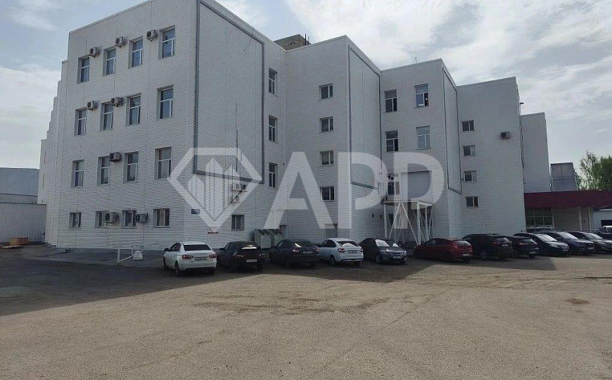 270 м², дебаркадер, грузовой лифт, можно увеличить фото