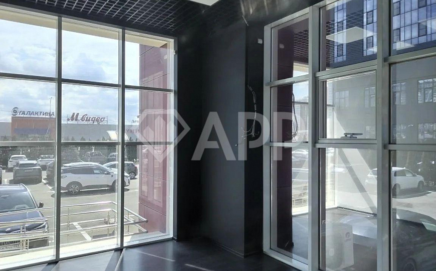 Сдаю офис с ремонтом 318 м² фото