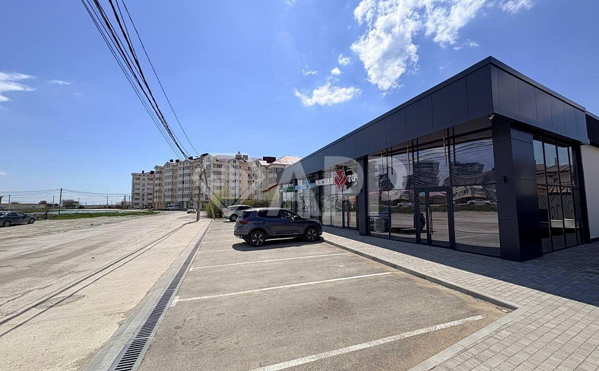 Сдаю торговое помещение, 70 м² фото