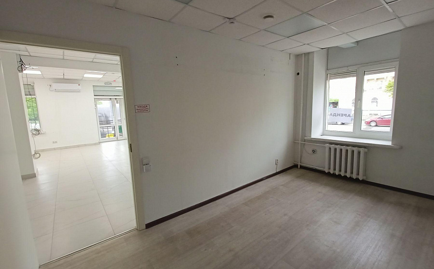 Сдам торговое помещение (74,5 м²) с высоким трафиком фото
