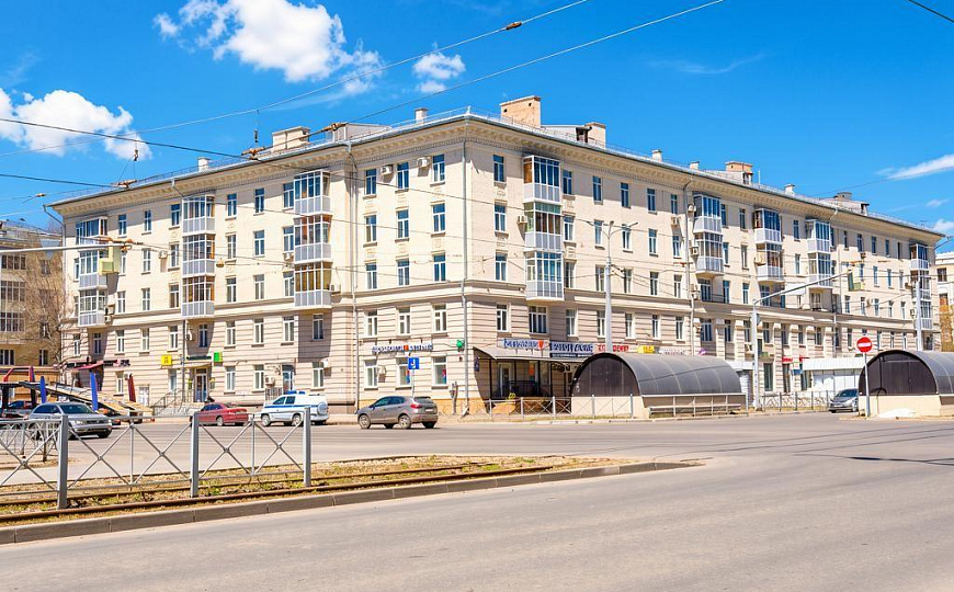 Сдам торговое помещение (74,5 м²) с высоким трафиком фото