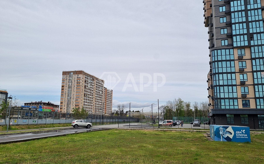 Продаю от 30,2 до 101 м² ЖК Огурцы магазин аптека общепит фото