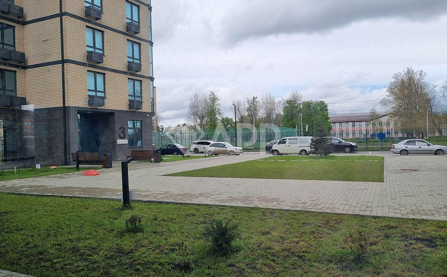 Продаю от 30,2 до 101 м² ЖК Огурцы магазин аптека общепит фото