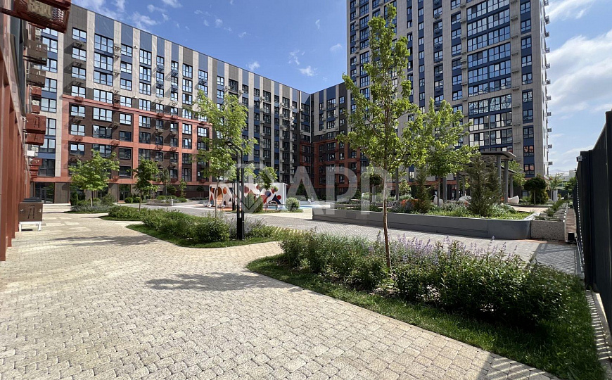 Продаю торговое помещение в клубном квартале, 38,9 м² фото