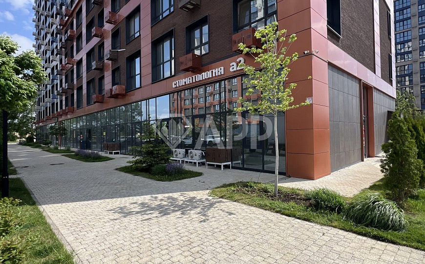 Продаю торговое помещение в клубном квартале, 38,9 м² фото