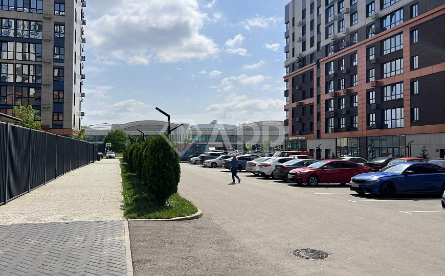 Продаю торговое помещение в клубном квартале, 38,9 м² фото