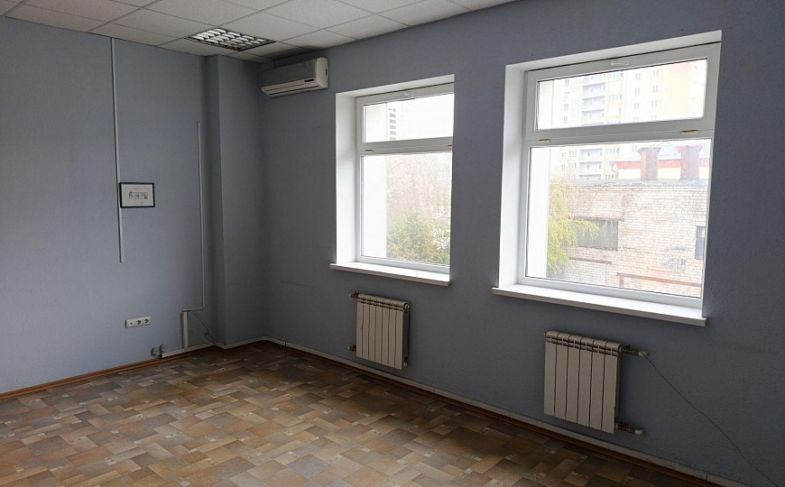 Сдам офис в Дзержинском районе, 48 м² фото