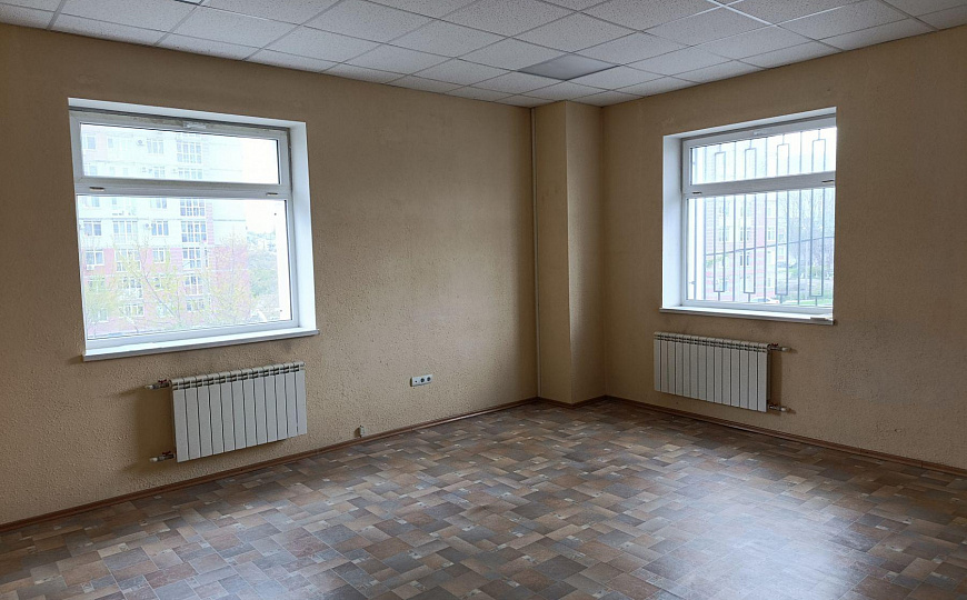 Офис в Дзержинском районе,  15 м². фото