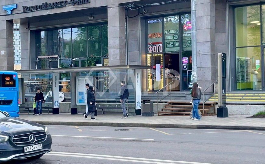 Свободного назначения, 15м2 под торговлю, у м.Фили фото