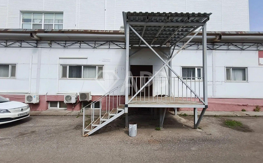 250 м²,1 этаж, дебаркадер, офис, парковка фото