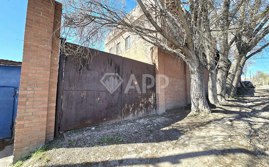 Продам отдельно стоящее здание, 549 м² фото