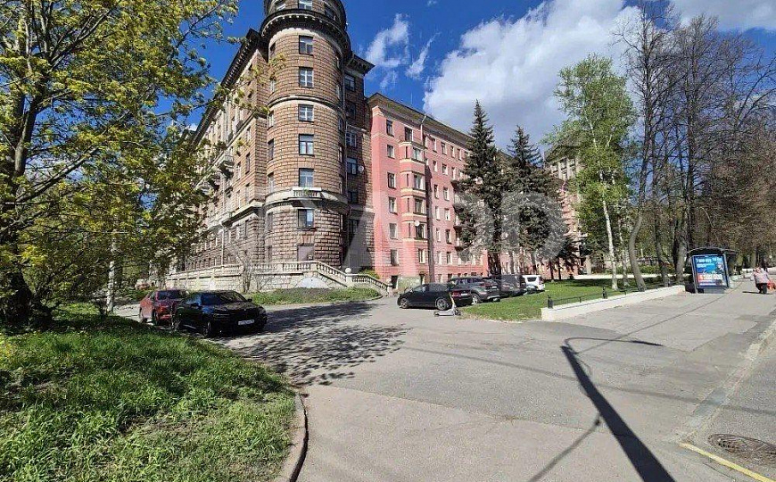 Продам помещение c хорошим ремонтом площадью 407 м² фото