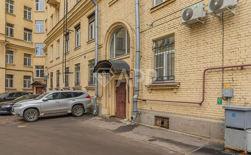 Продам помещение c хорошим ремонтом площадью 407 м² фото