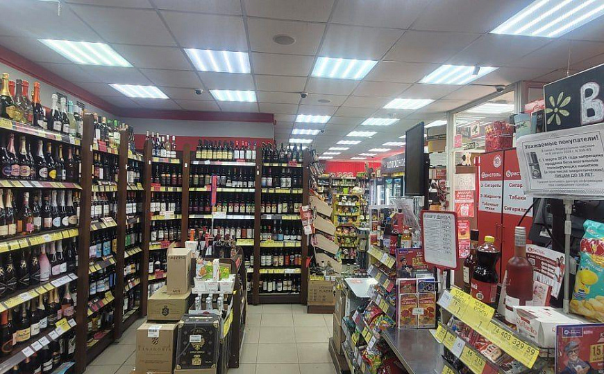 Отдельно стоящее на трафике 92 ,4м2!!! фото