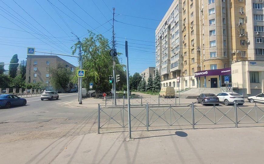 Отдельно стоящее на трафике 92 ,4м2!!! фото