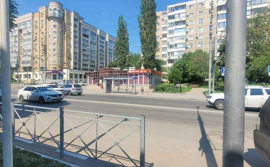 Отдельно стоящее на трафике 92 ,4м2!!! фото
